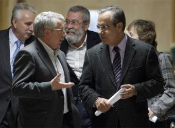 20090705032545-ignacio-fernandez-toxo-05.07.2009-izquierda-habla-ministro-trabajo-celestino-corbacho.jpg
